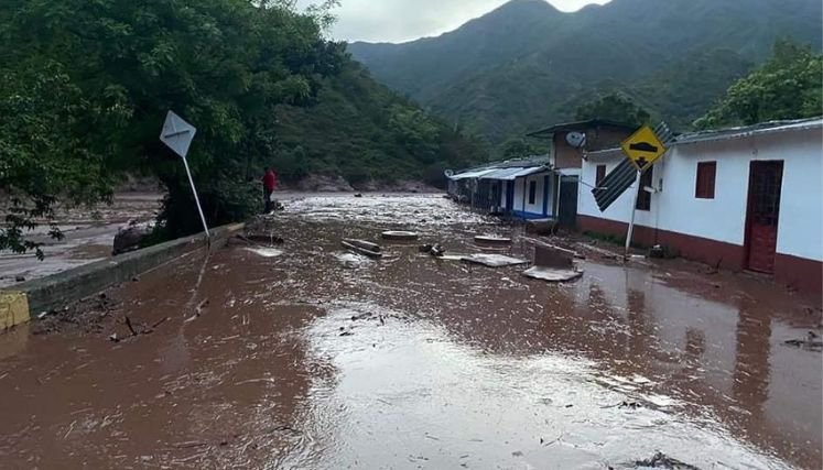 Damnificados de la vereda El Tarrita reclaman celeridad en los procesos.