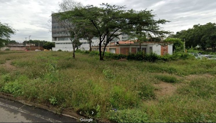 En este lote contiguo al Búnker de la Fiscalía se levantará la nueva sede de la Cámara de Comercio de Cúcuta/Foto cortesía