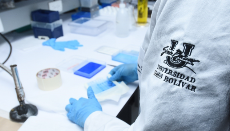 Laboratorio de la Unisimón.