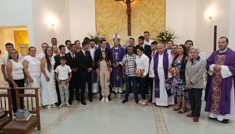 El obispo de la diócesis de Ocaña insta a los grupos alzados en armas a buscar el camino de la reconciliación.