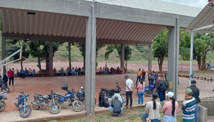 Damnificados de El Tarrita solicitan celeridad a los procesos.
