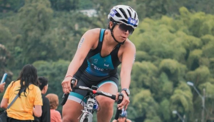 Camila Ardila triatleta patiense.