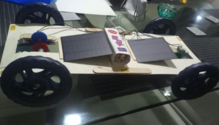 CARRO-SOLAR
