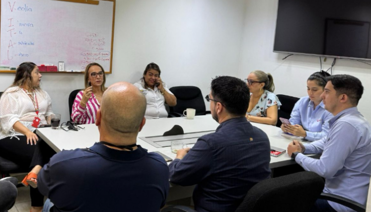 Empresarios de Cúcuta apoyan planes de Bienestar Social. 