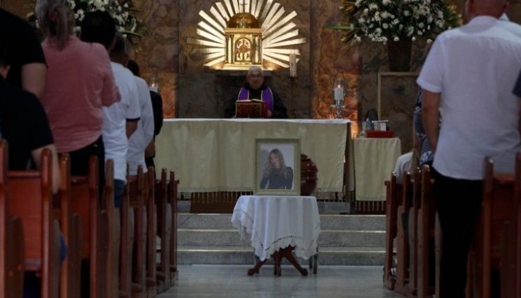Funeral-María José