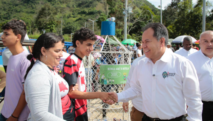Gobernador William Villamizar en Salazar de Las Palmas.