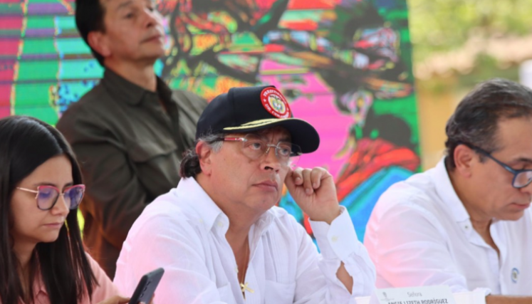 Presidente Gustavo Petro junto a parte de su gabinete.