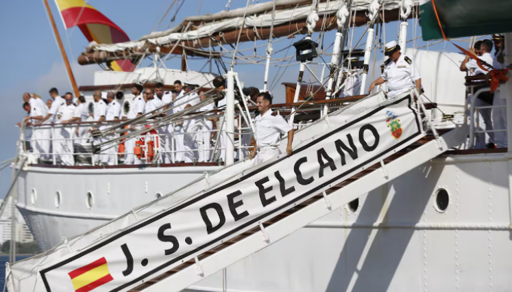 Llegada del buque español Juan Sebastian de Elcano a Cartagena