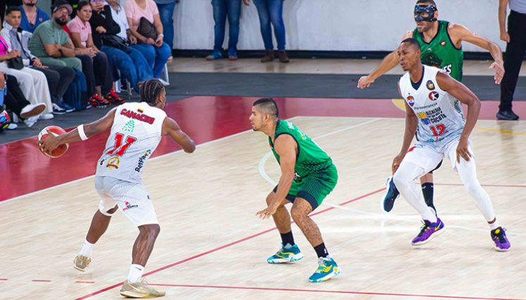 Motilones del Norte vs. Caimanes de Villavicencio. 