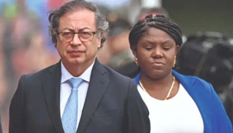 Petro le respondió a Francia Márquez
