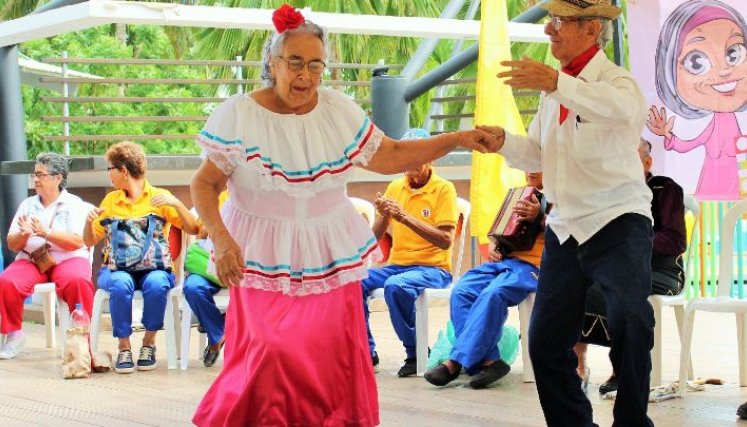 Adultos mayores volverán a revivir experiencias de su juventud con los juegos autóctonos/Foto archivo