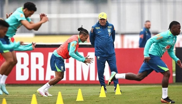 Carlo Ancelotti se estrena como seleccionador nacional en su carrera deportiva.