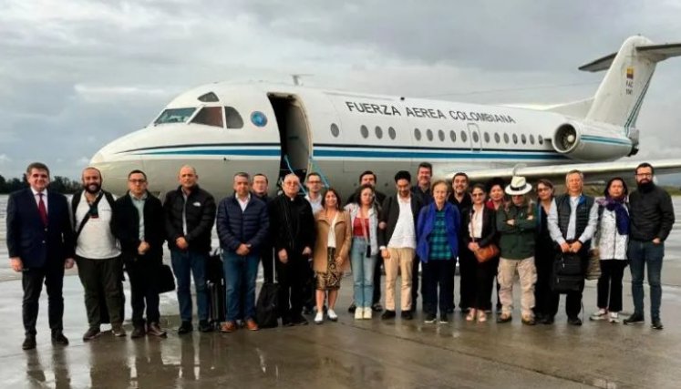 Delegación de paz. 