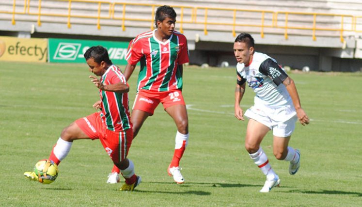 Rodrigo Soria, Cúcuta Deportivo vs. Patriotas 2013. 