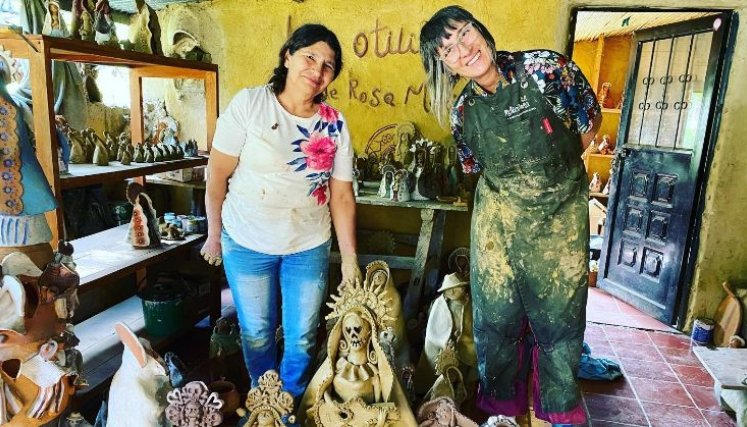 Entre el barro y el escenario: el otro arte de Andrea Echeverri.