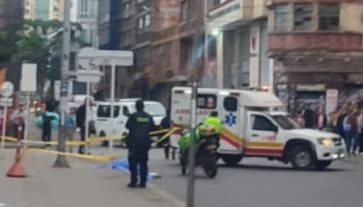 hombre cayó al vacío