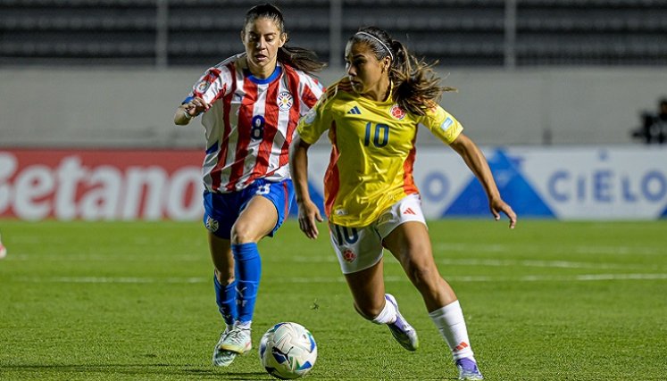 Leicy Santos mediocampista de la selección Colombia