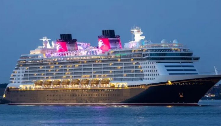 CRUCERO DISNEY. 