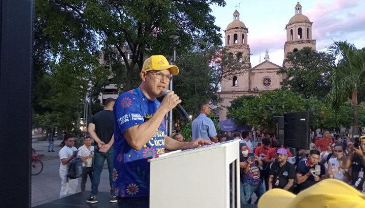 El alcalde Jorge Acevedo proclama la apertura de la Feria de Cúcuta 2025./Foto Stefany Peñaloza