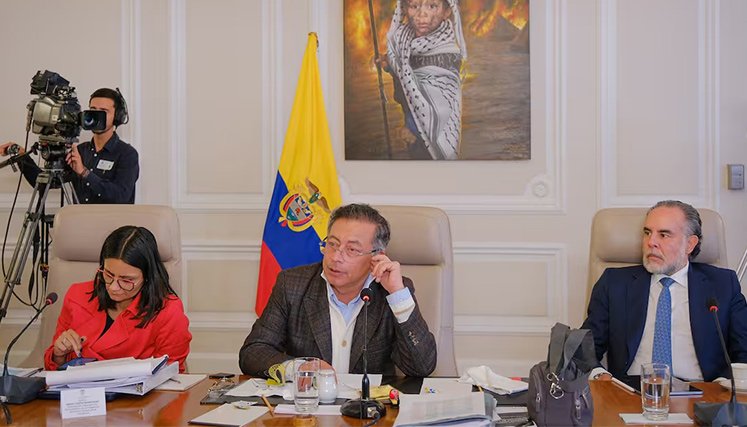 Gustavo-petro--remezón-presidencial.