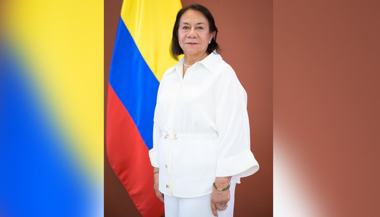 ROSA VILLAVICENCIO. 