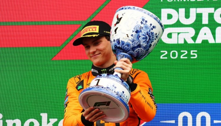 El autraliano Oscar Piastri superó por 22 al neerlandés Max Verstappen.