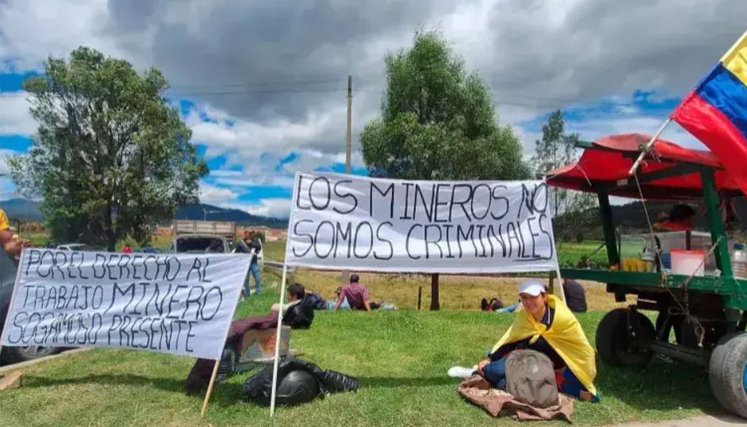 MINEROS 