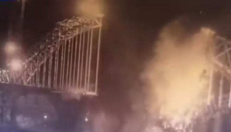 Derrumbe de un puente en China 
