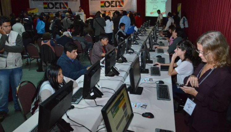 ELECCIONES EN BOLIVIA