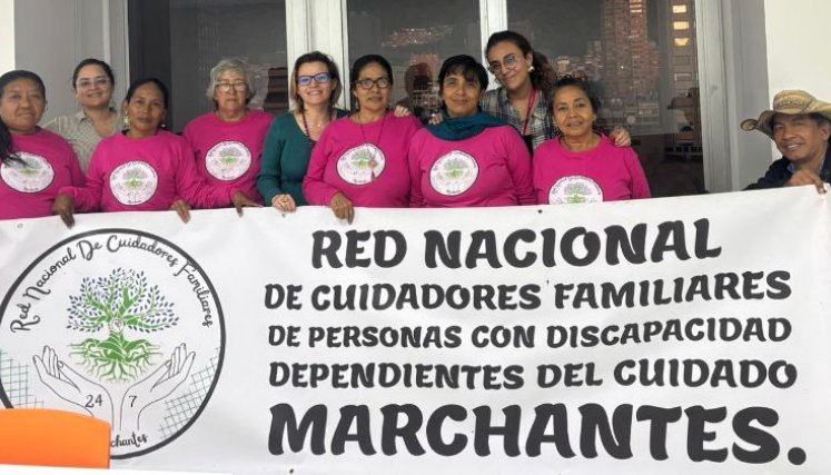 MUJERES CUIDADORAS MUJERES CUIDADORAS