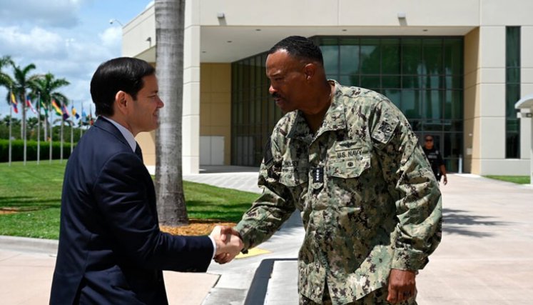 Marco Rubio visita el Mando Sur para tratar la seguridad en América Latina