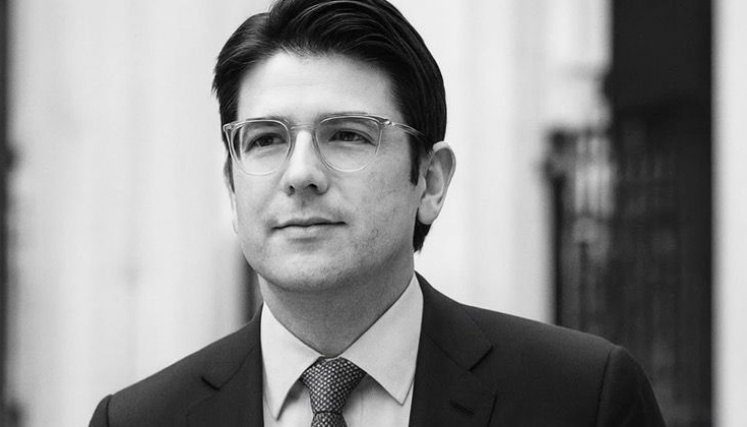 Miguel Uribe Blanco y negro