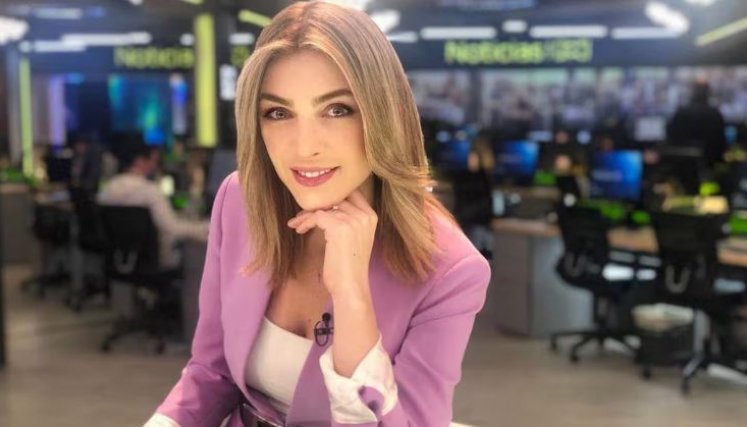 PRESENTADORA RCN