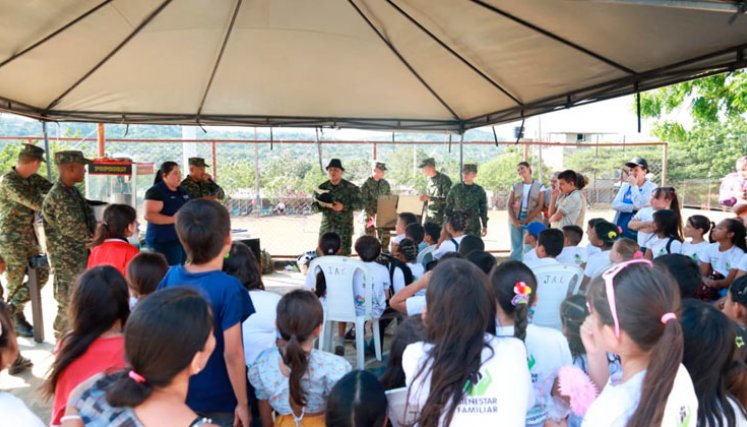 Una tarde de alegría y cuentos para los niños del Catatumbo en Cúcuta