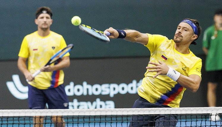 La selección Colombia de tenis masculina de la Copa Davis no pudo superar a Eslovaquia.