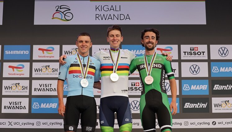El esloveno Tadej Pogacar se coronó campeón mundial de ciclismo de ruta.