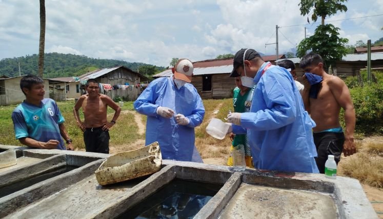 El Instituto Departamental de Salud traslada a equipos básicos con profesionales para atender la emergencia en los resguardos indígenas.