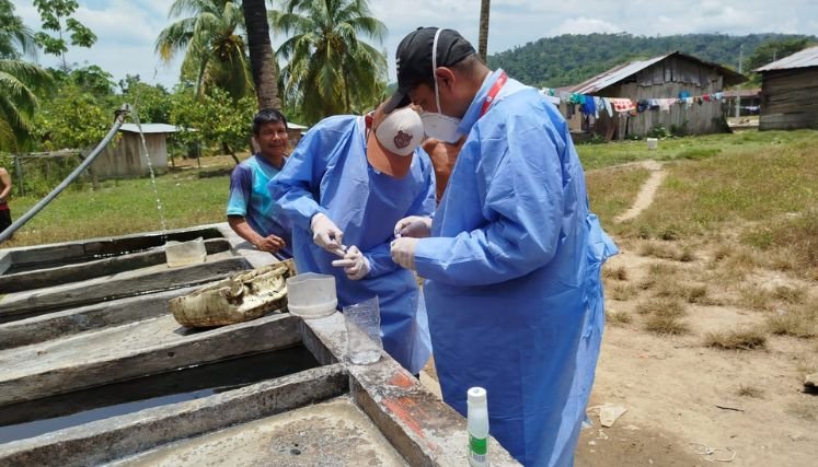 El Instituto Departamental de Salud traslada a equipos básicos con profesionales para atender la emergencia en los resguardos indígenas.