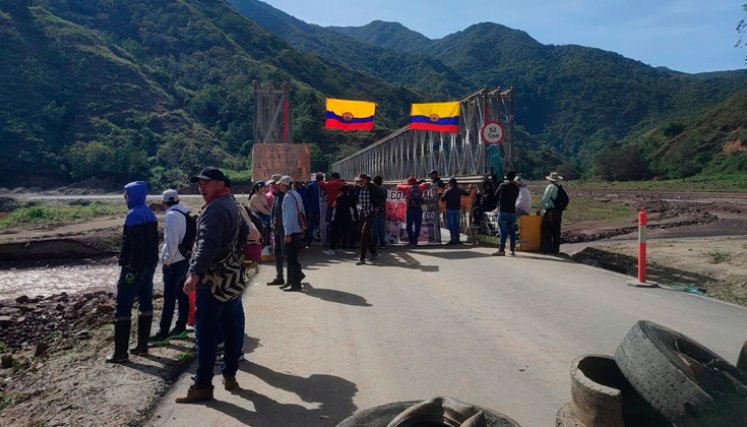 Bloqueos en El Tarrita