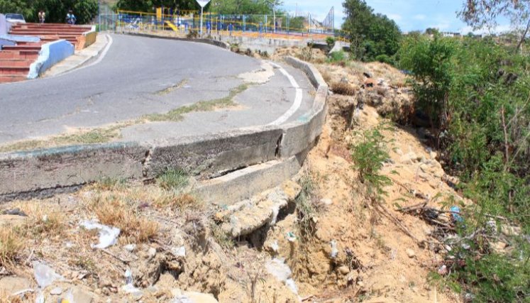 Hace cuatro meses la calle 8 empezó a colapsar