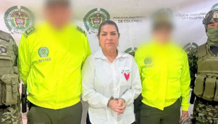 La tía