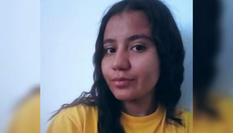 hallada muerta en un río