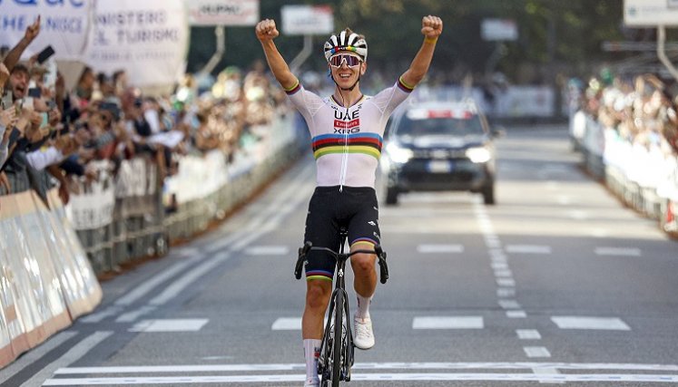 Tadej Pogacar ganó la clásica de los Tres Valles.