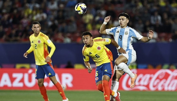 La selección Sub-20 de Colombia y Argentina definieron el finalista del Mundial de Chile 2025.