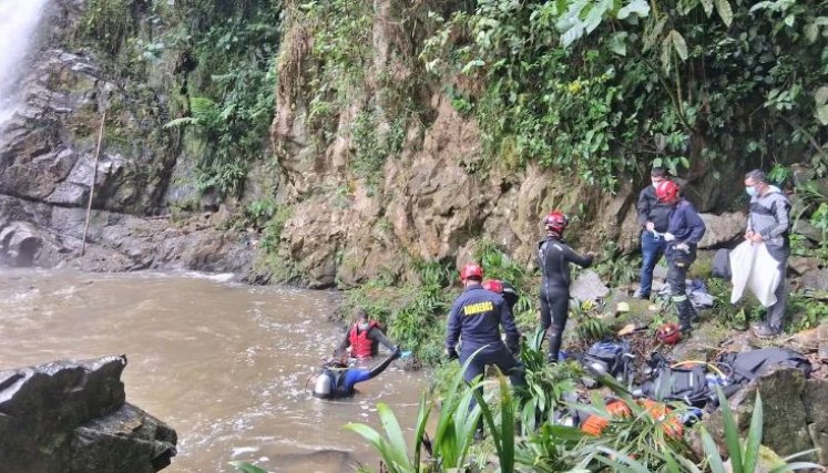 CASCADA RIONEGRO 