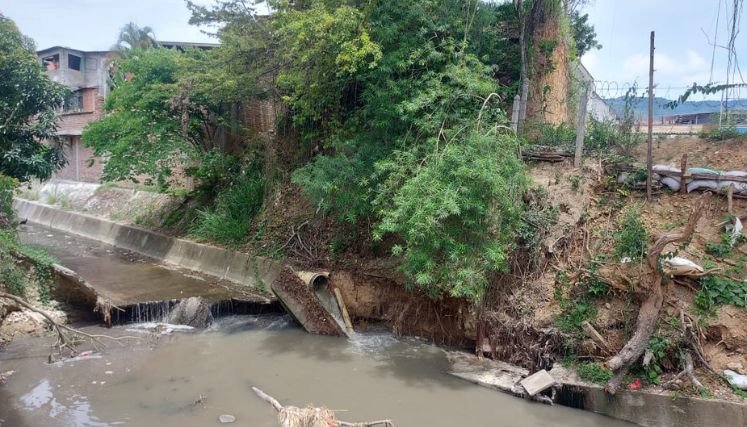 El dolor de cabeza para las autoridades ambientales corresponde a la canalización de las aguas negras en Ocaña.
