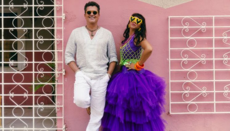 Carlos Vives junto a Li Saumet