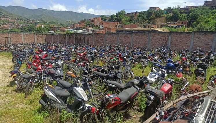 Una polémica se ha desatado por la presunta venta de motocicletas inmovilizadas en los patios de la Terminal de Transportes de Ocaña.