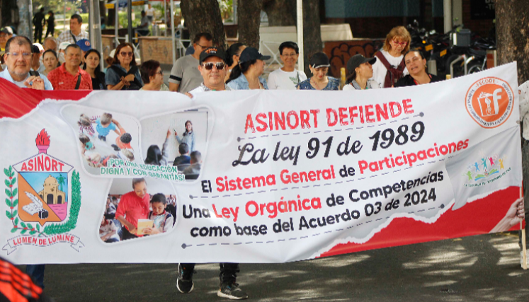 Maestros marcharon en Cúcuta.