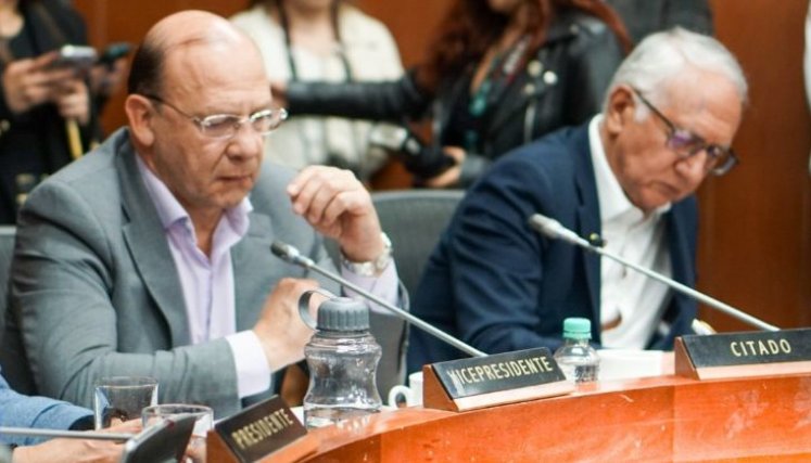 DEBATE REFORMA SALUD - TRIBUTARIA 